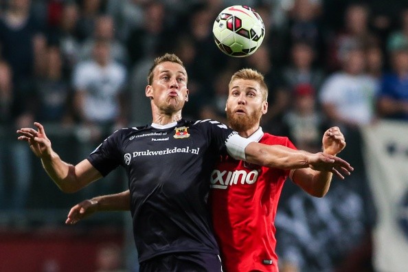 阻挡他的脚 阻挡他的脚