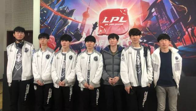 上的优势更 上的优势更